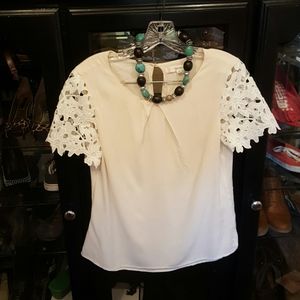 Ezra blouse size small